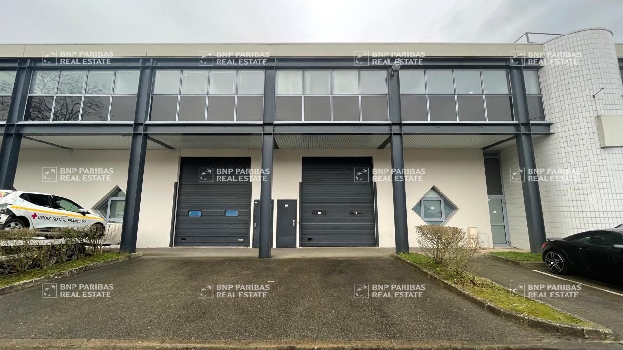 2005 m² pour ce pme-pmi en location à Elancourt