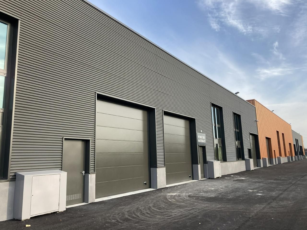 Location Activité 1456 m² divisibles 95660 Champagne-sur-oise