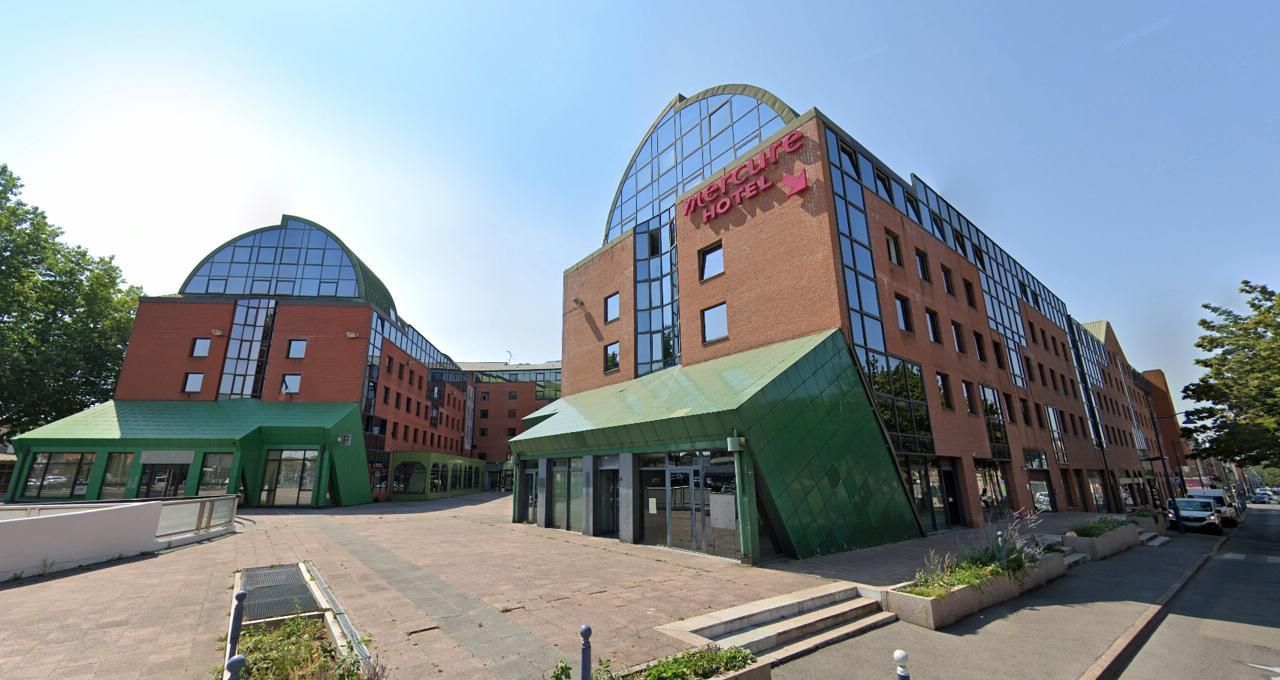 1241 m² pour ce bureaux en location à Arras