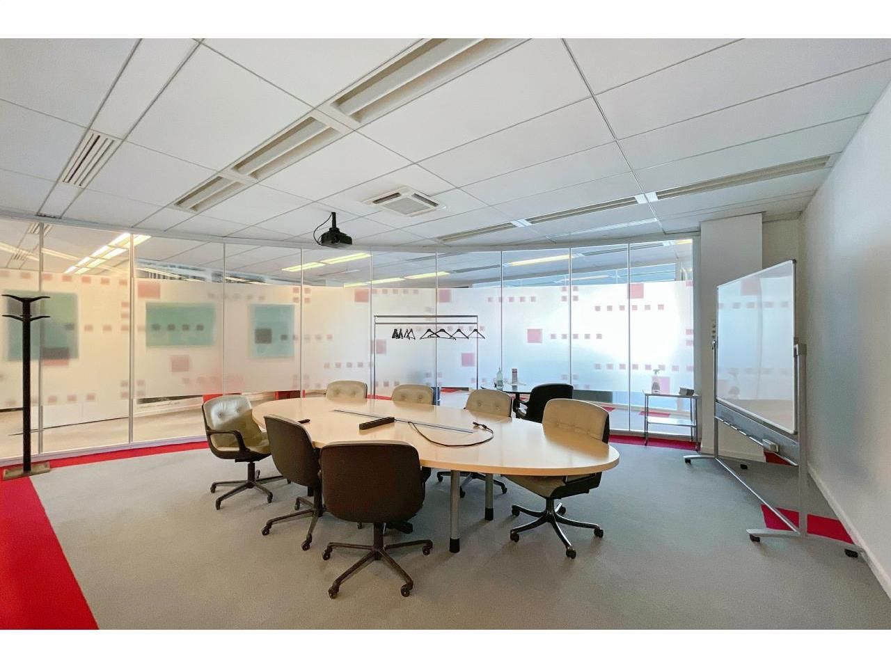 Location Bureaux 2493 m² divisibles 75019 Paris