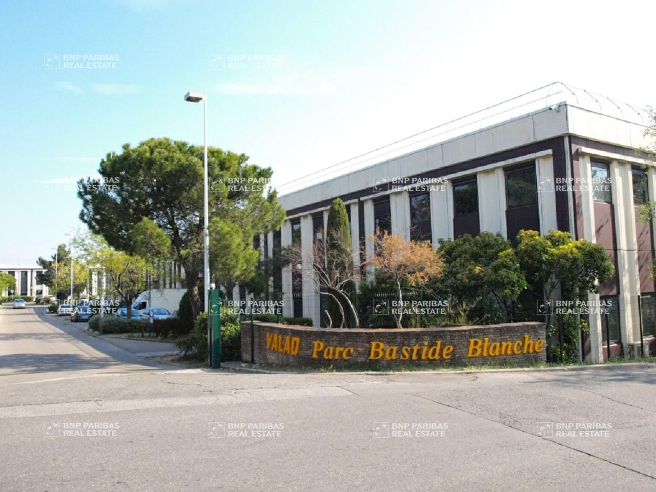 Location Bureaux 10931 m² divisibles 13127 Vitrolles