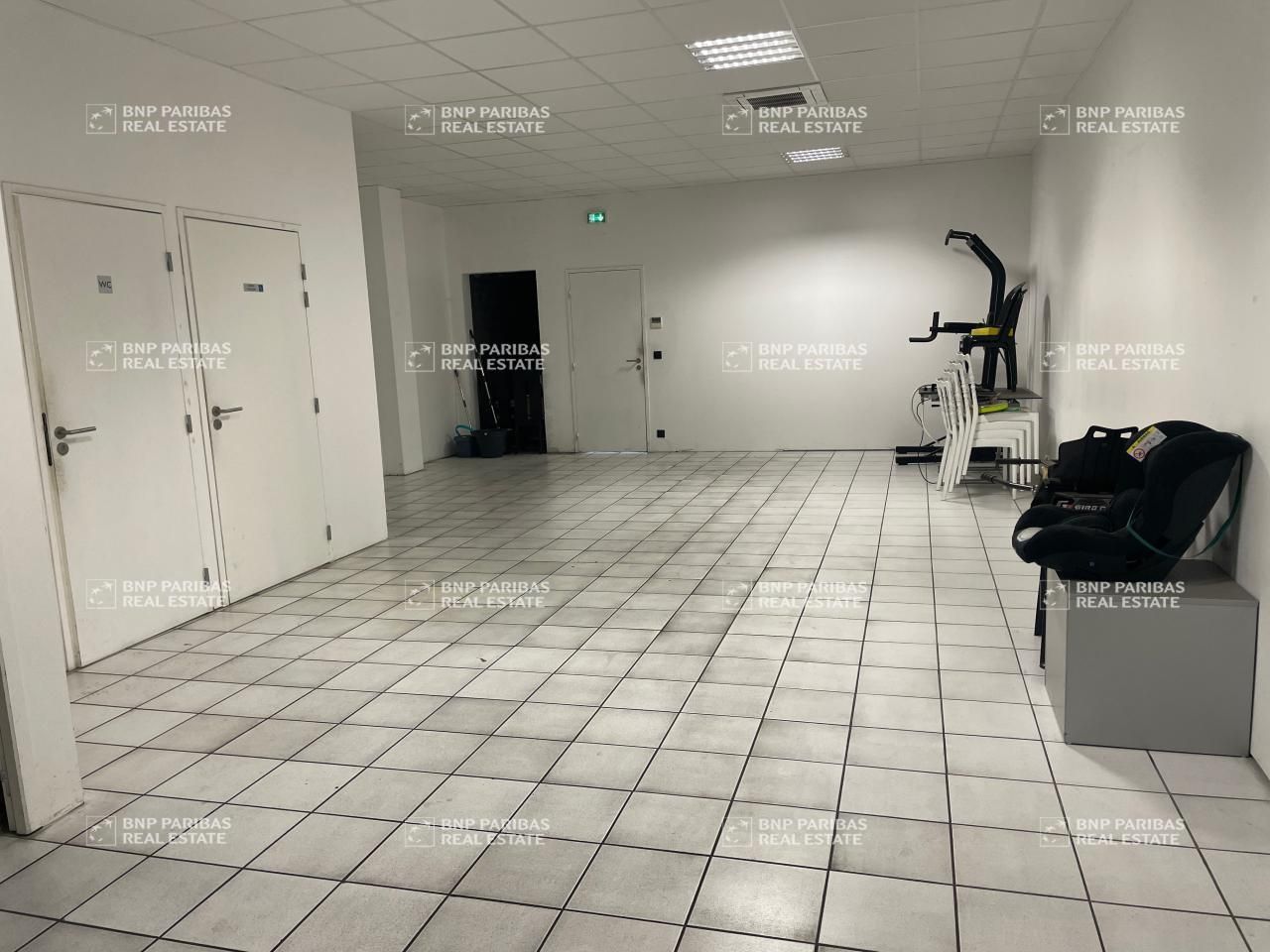 1165.16 m² pour ce activité en vente à Saint-quentin-fallavier