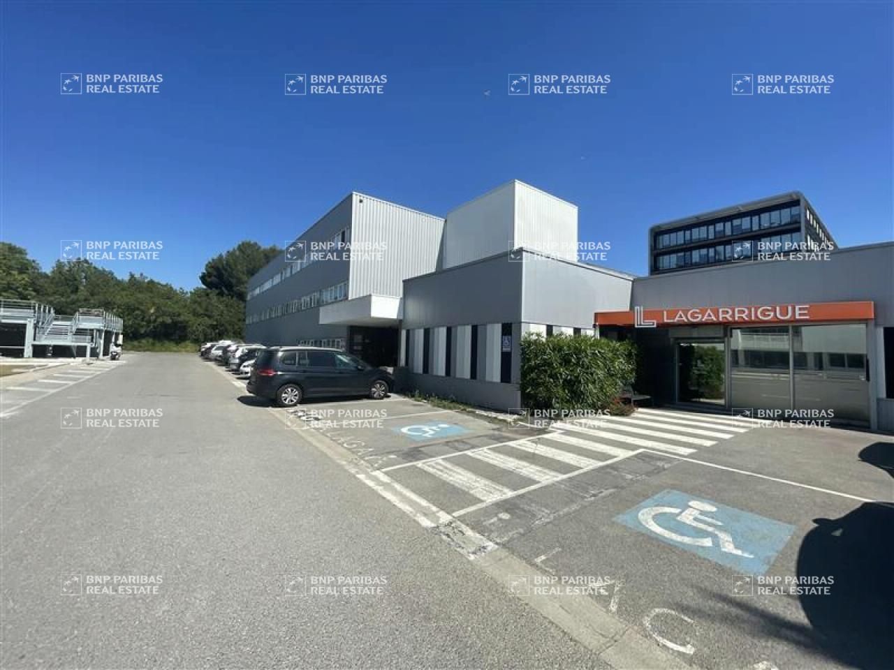 142 m² pour ce bureaux en location à Montpellier