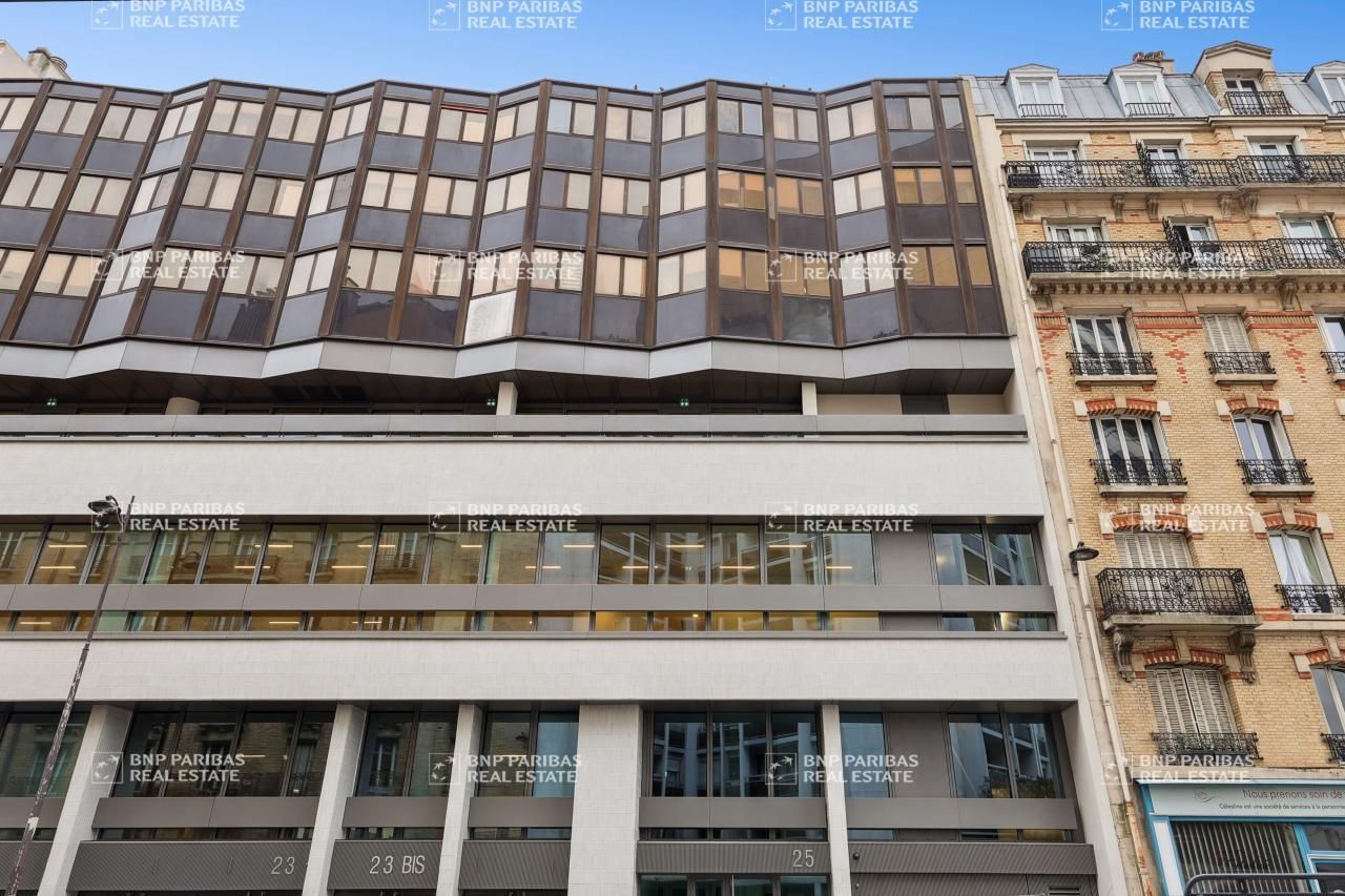 Location Autres 956 m² non divisibles 75015 Paris