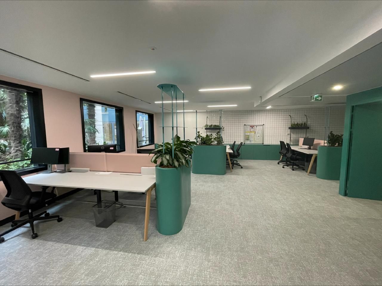 2122 m² pour ce bureaux en location à Courbevoie