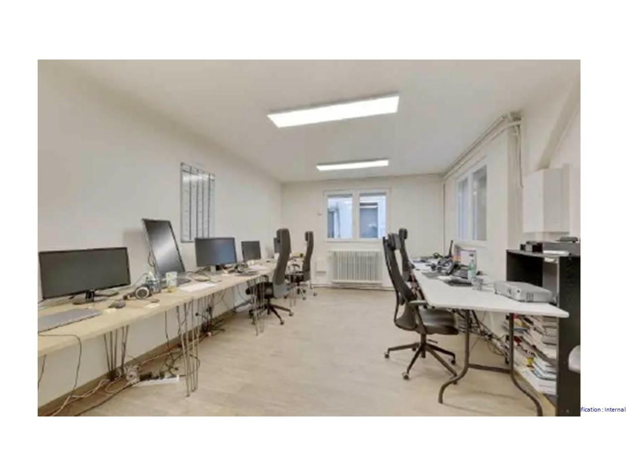 234 m² pour ce bureaux en location à Paris
