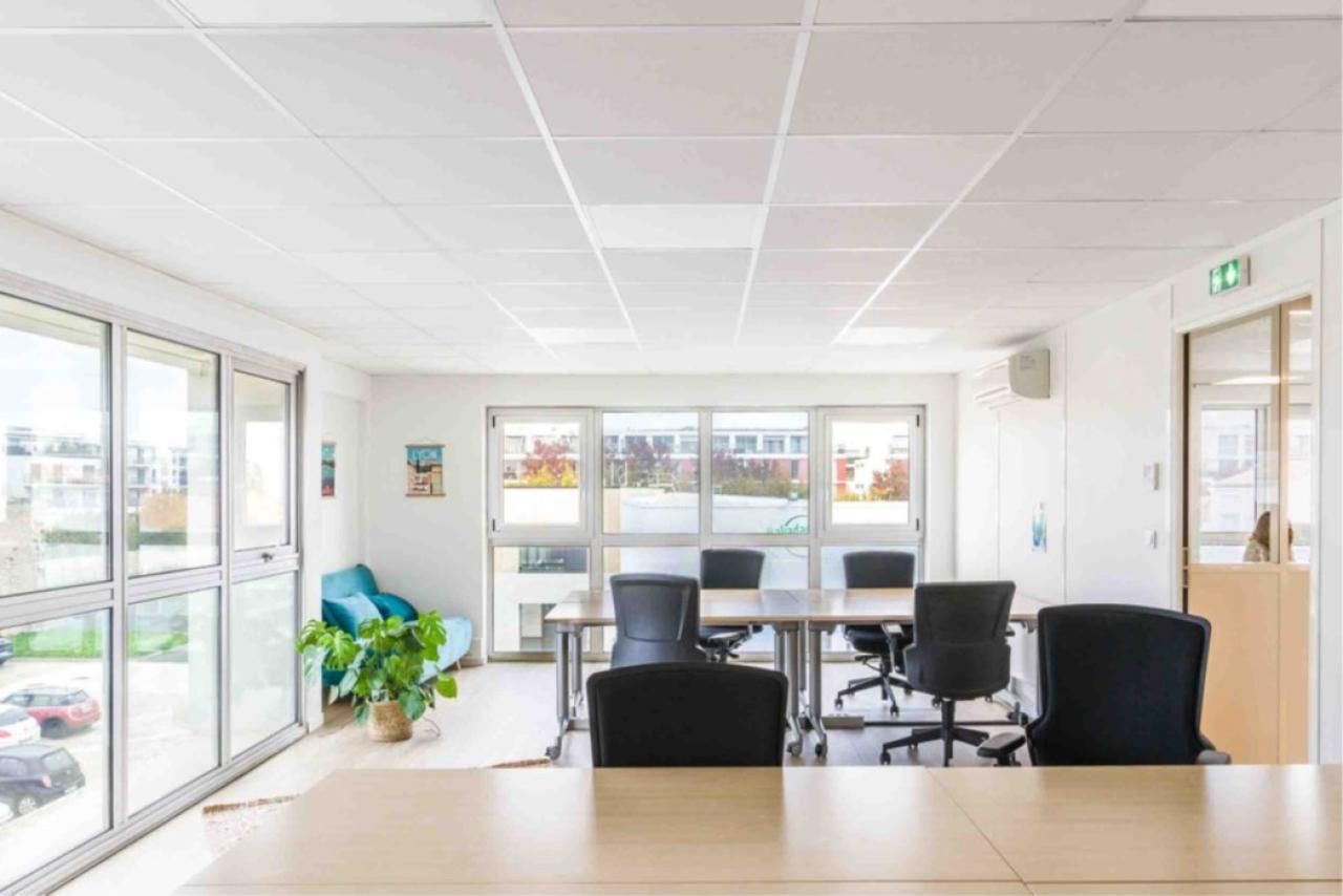 Location Bureaux 272.9 m² non divisibles 33300 Bordeaux