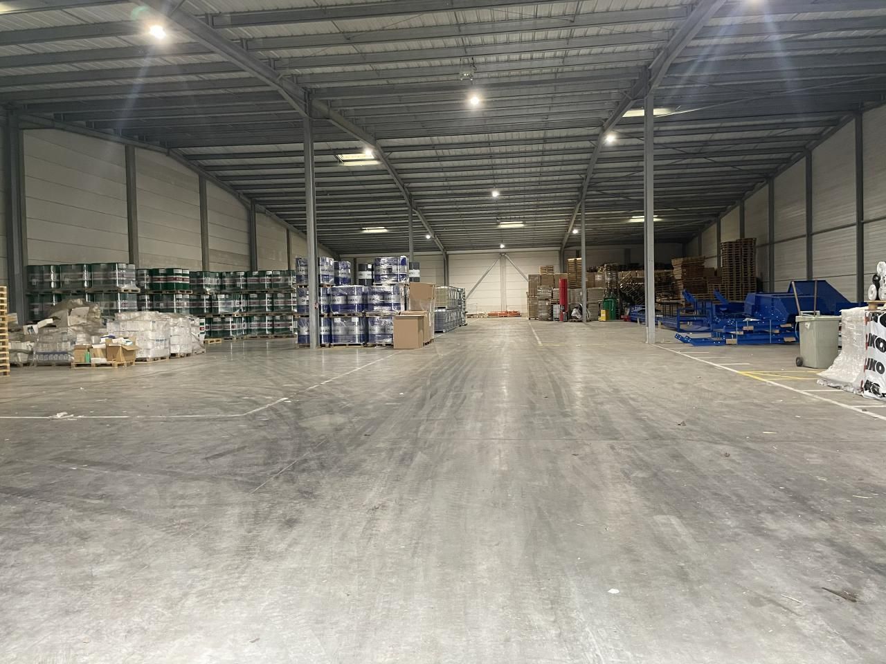 8080 m² pour cetentrepôts classe b en location à Villers-bretonneux