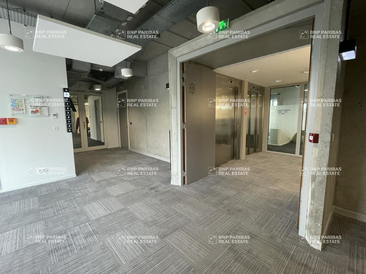 1361.92 m² pour ce bureaux en location à Cesson sevigne