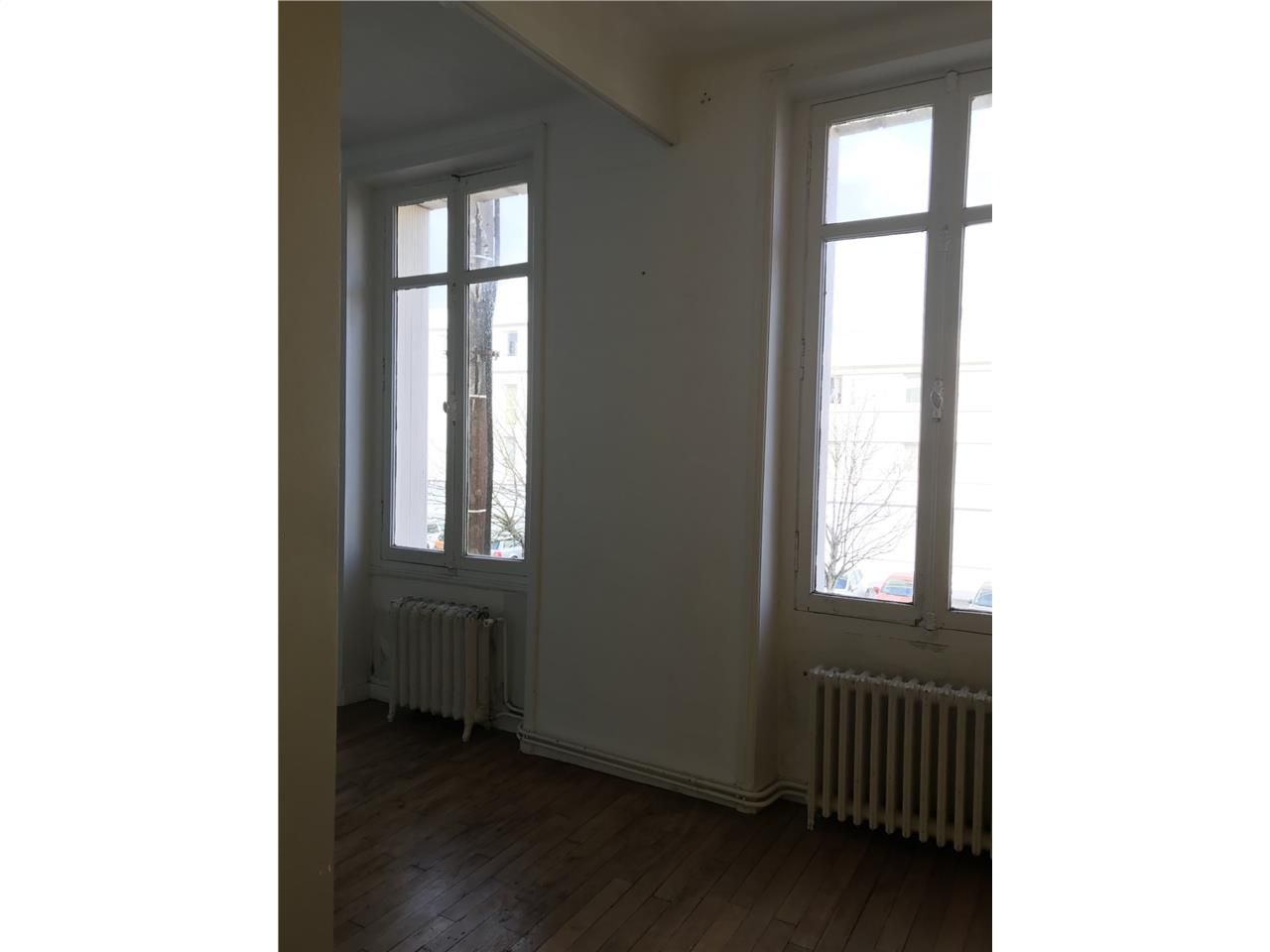 En plein coeur de Saint Nazaire et dans un immeub