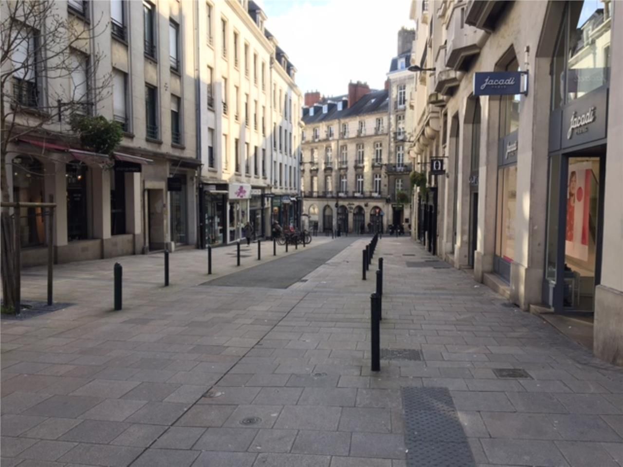 Charmant magasin, bien établi et apprécié des Nan