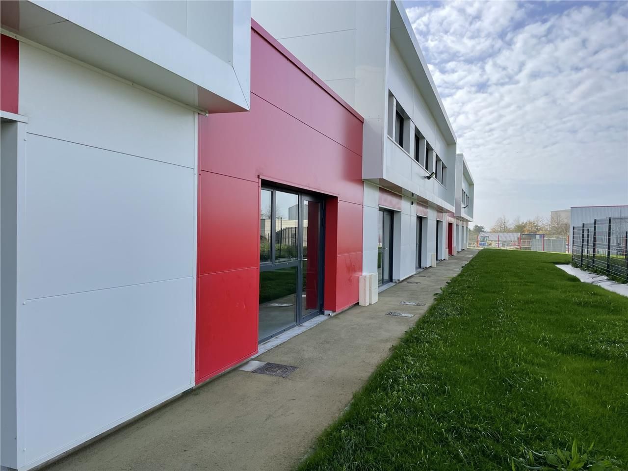 Dans la zone des Six Croix à Donges, Arthur Loyd 