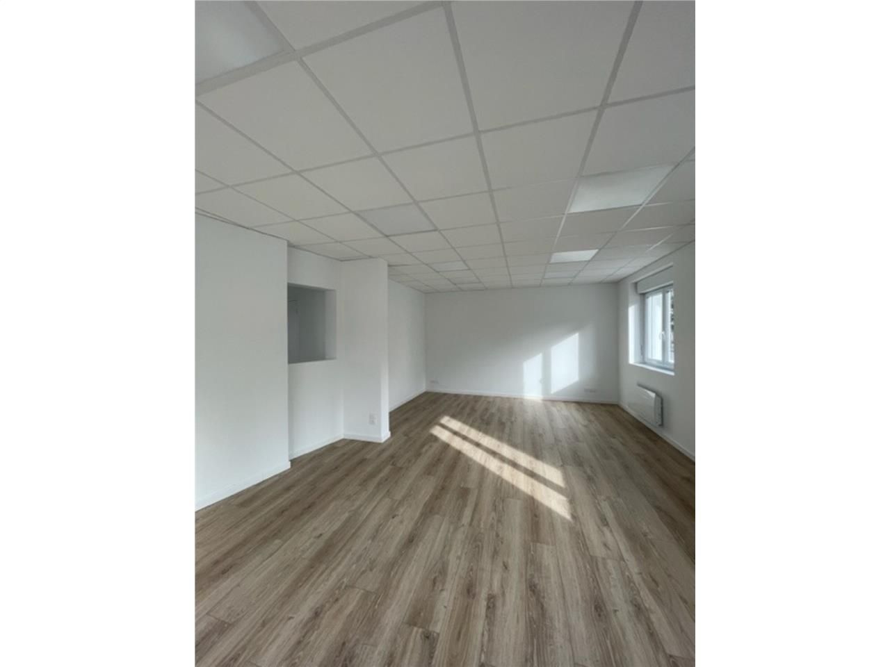 Local commercial boulevard schuman location  prof