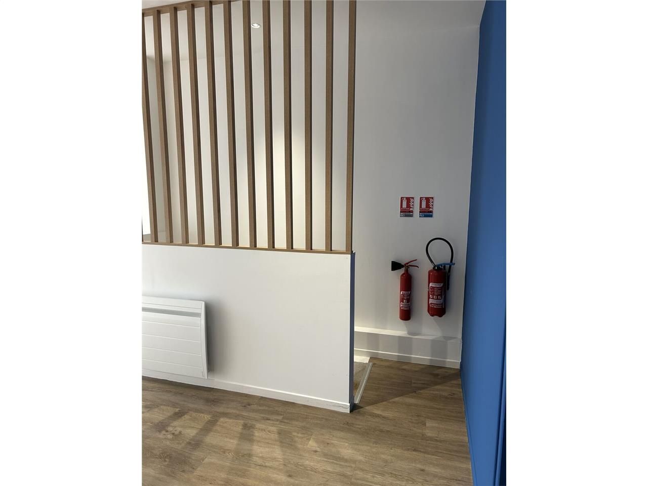 Arthur Loyd  propose à la location ce local comme