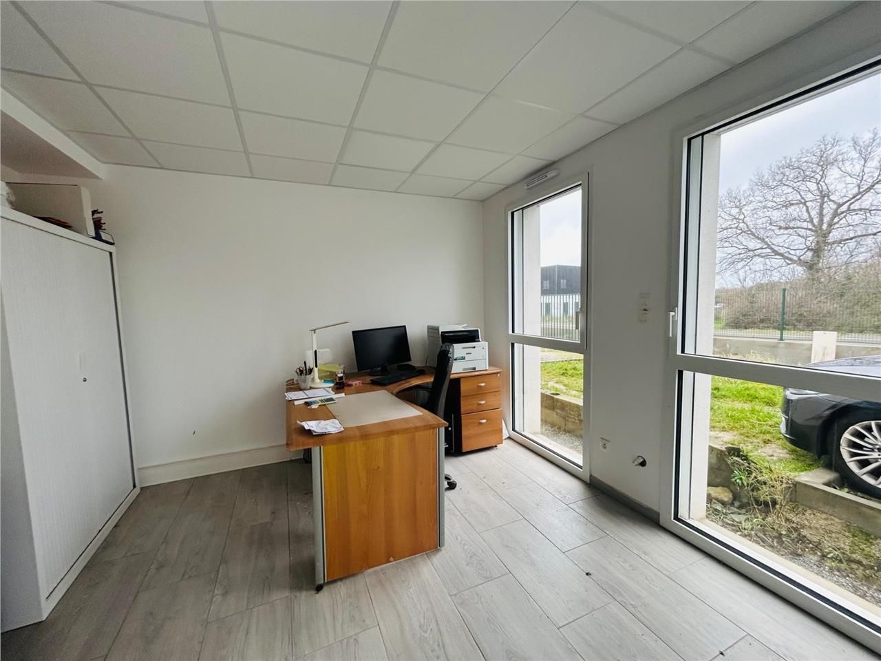 Situé à St Nazaire, dans la zone industrielle de 