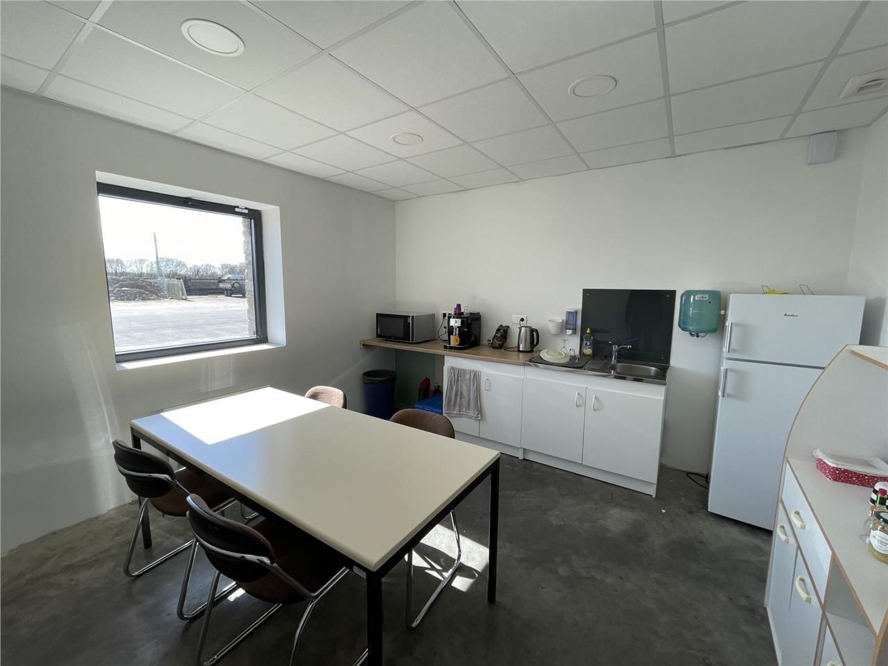 Nous vous proposons à la location une cellule d'e