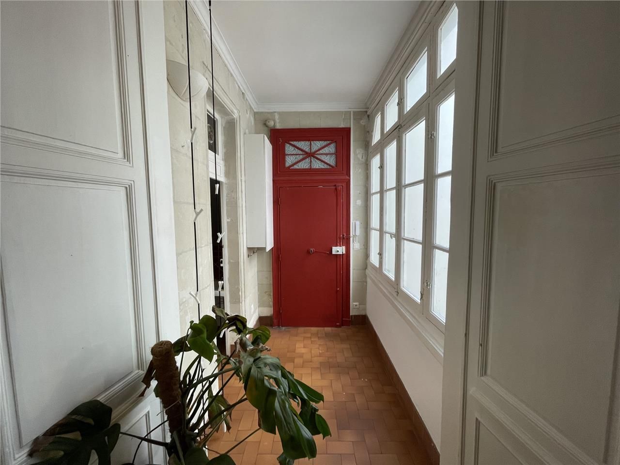 Idéalement situé dans l'hyper centre ville de Nan