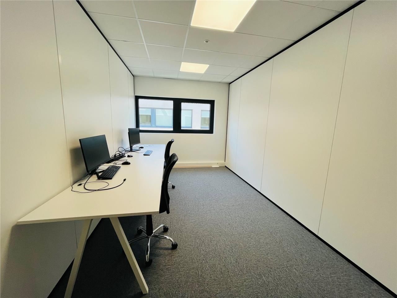 Situé dans la zone tertiaire de Trignac, Arthur l