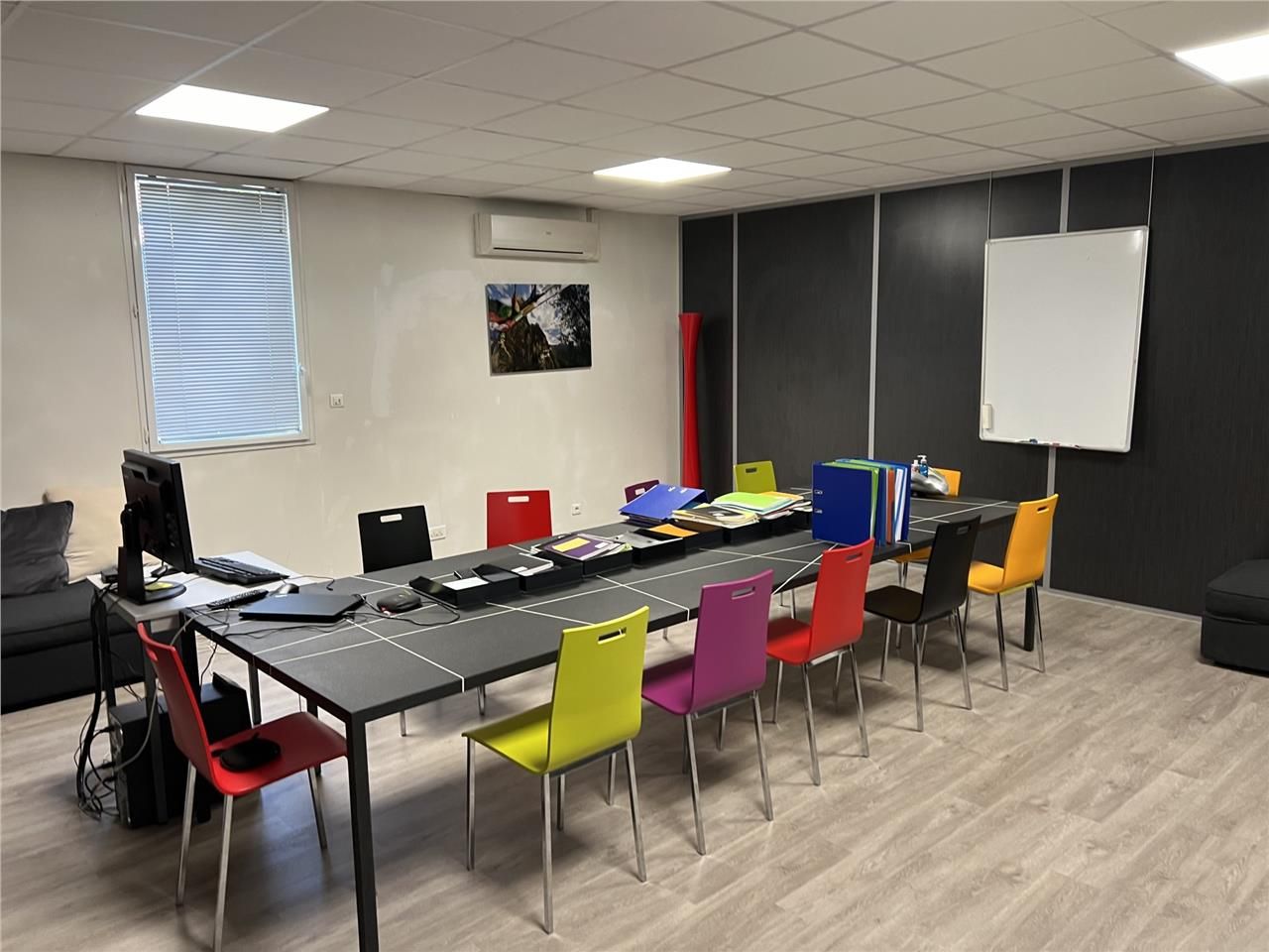 Situé boulevard Einstein au Nord de Nantes, nous 