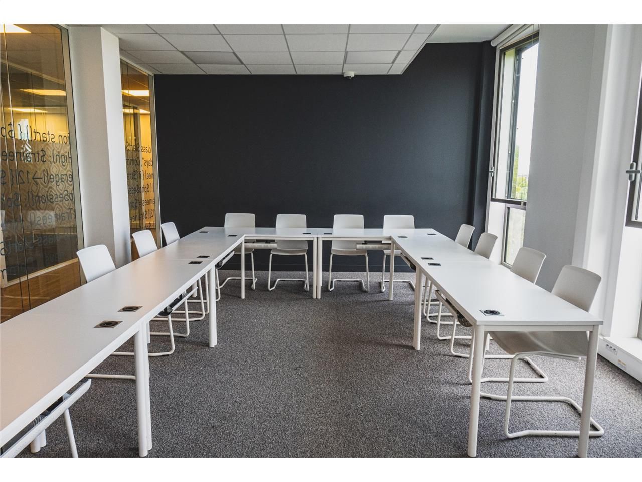 Situation idéale au sein de la ZAC d'Armor à Sain