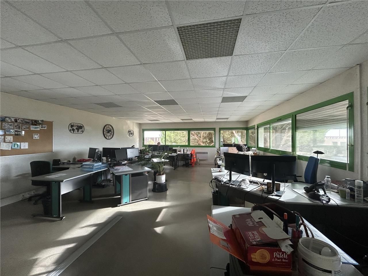 Au coeur de la  zone portuaire dynamique et reche