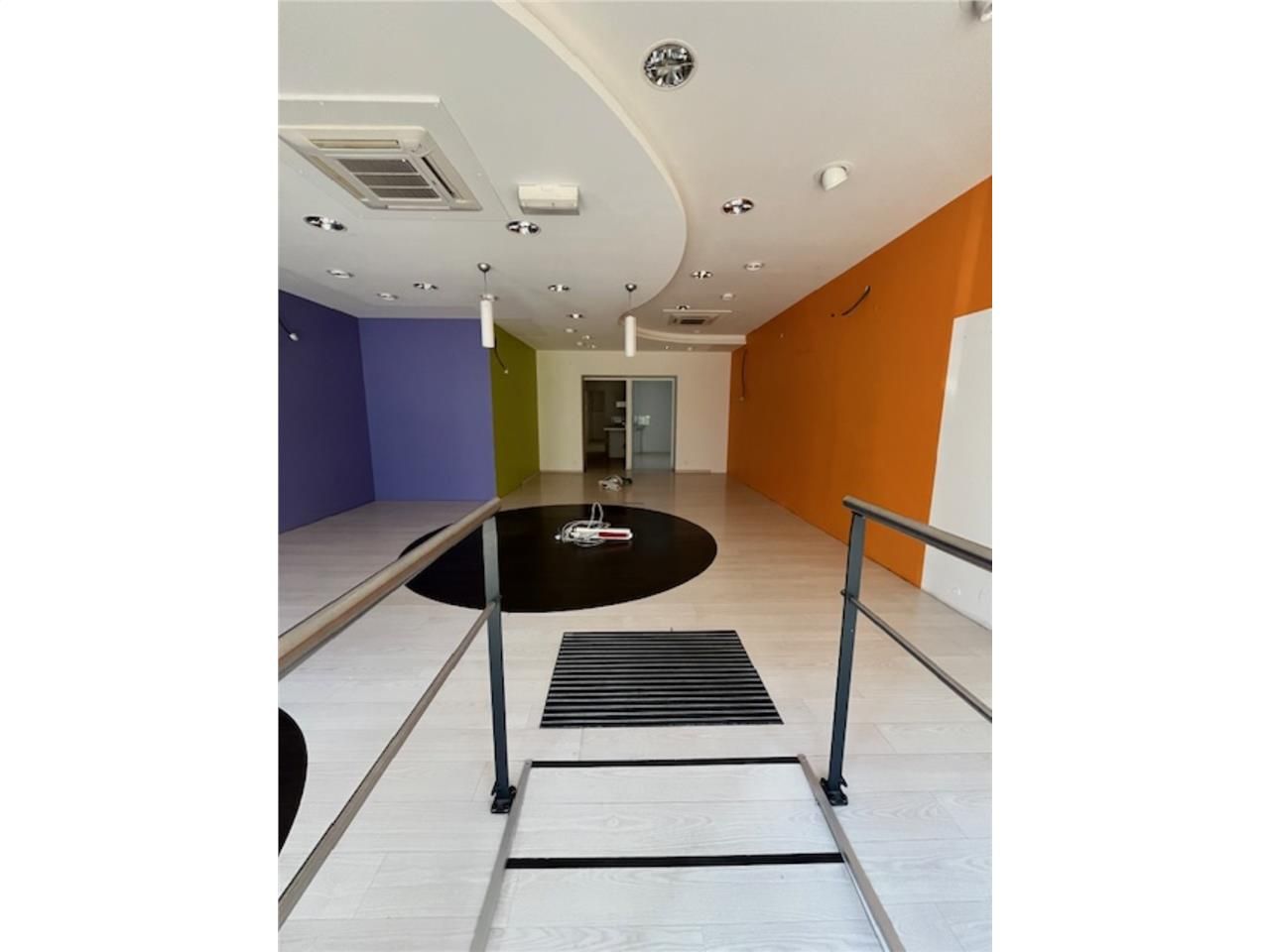 En plein centre-ville du Pouliguen, Arthur Loyd v