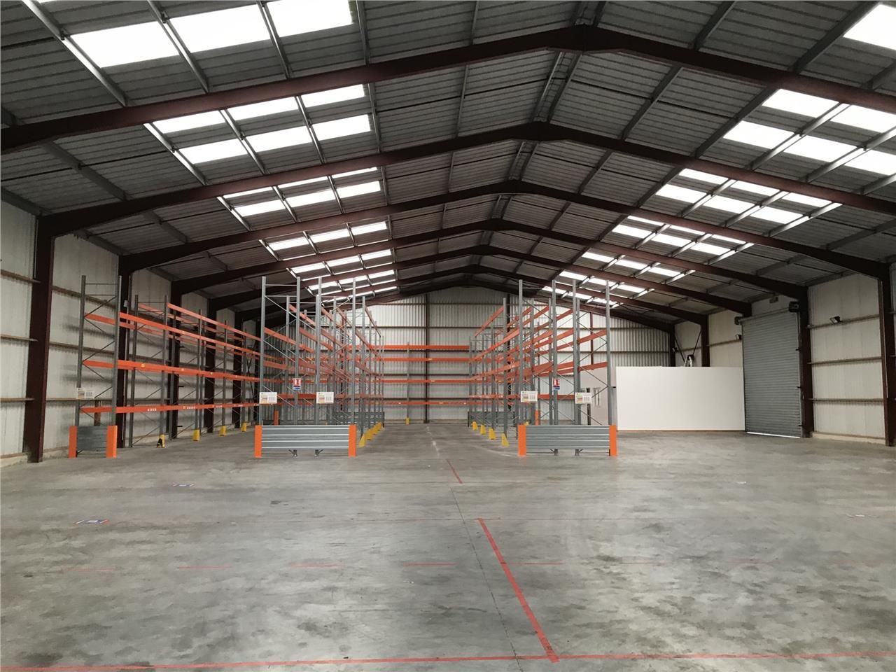 Au coeur de la  zone d'activité Les Basses Landes