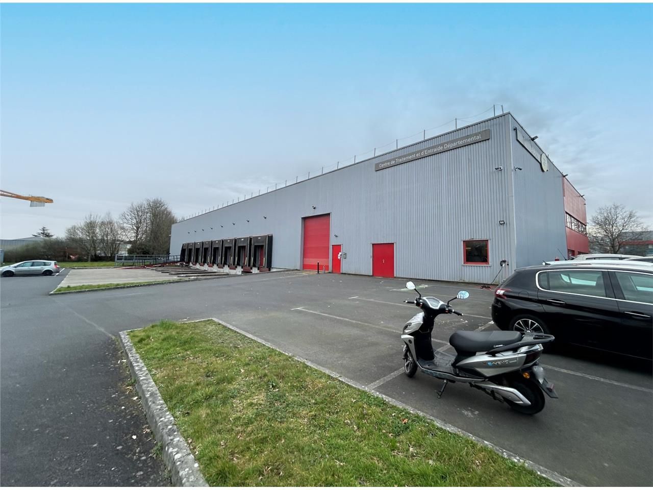 Dans une zone d'activité dynamique du nord ouest 