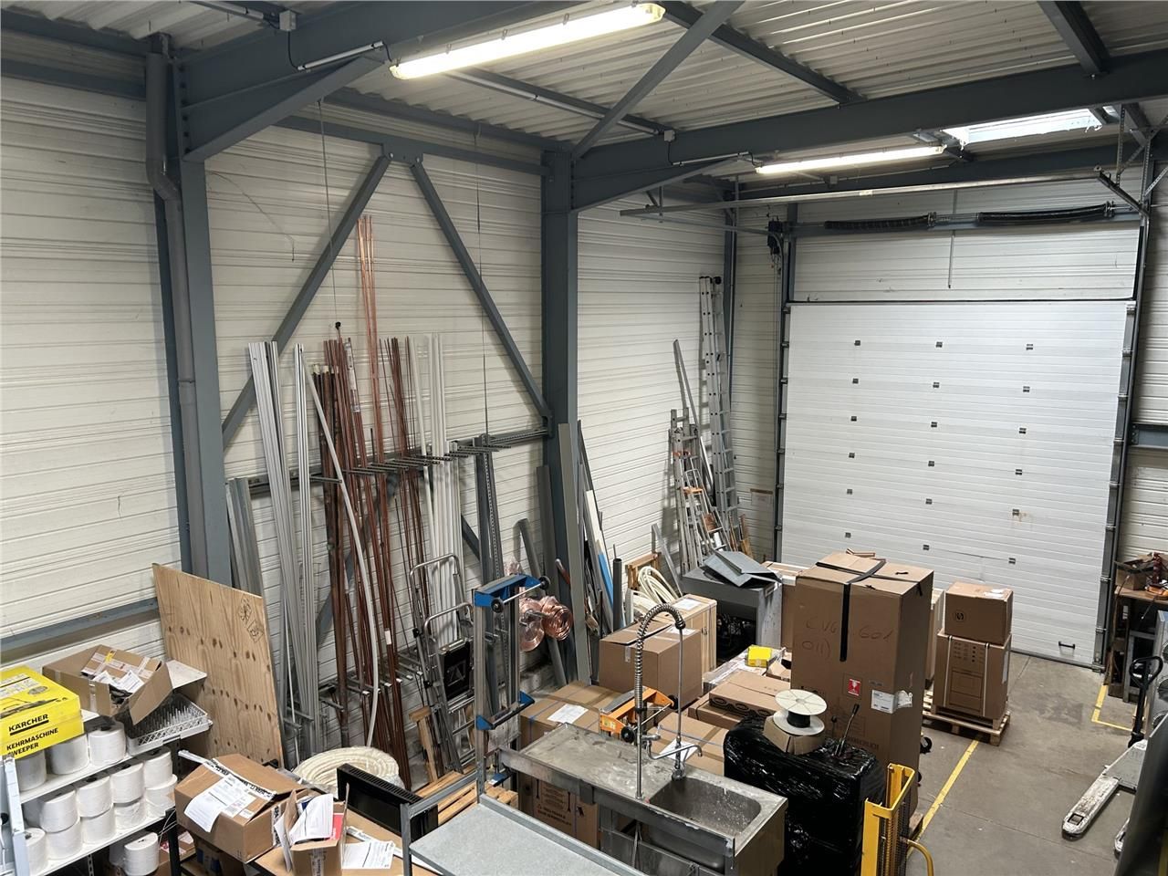 Situé à St Nazaire dans la zone de Brais, Arthur 