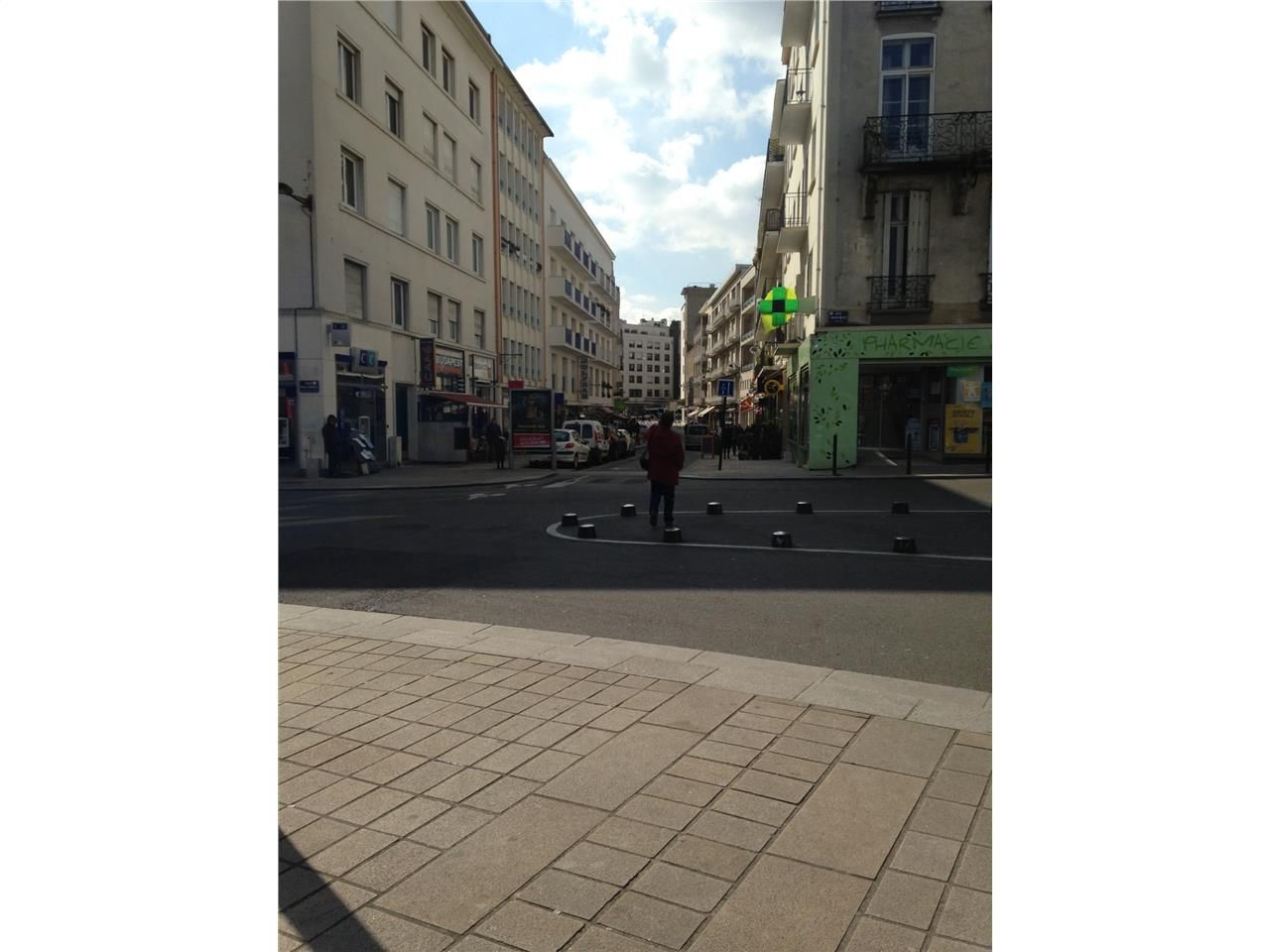 Locaux commerciaux de 90 m² non divisibles à Loue