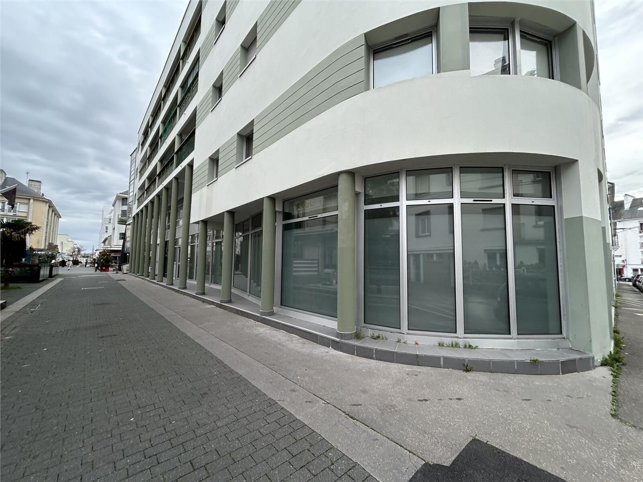 Situé en plein centre ville de Saint-Nazaire, Art