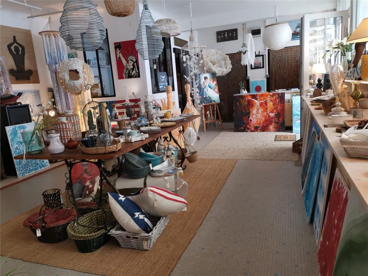 Situé au coeur d'un véritable quartier de vie de