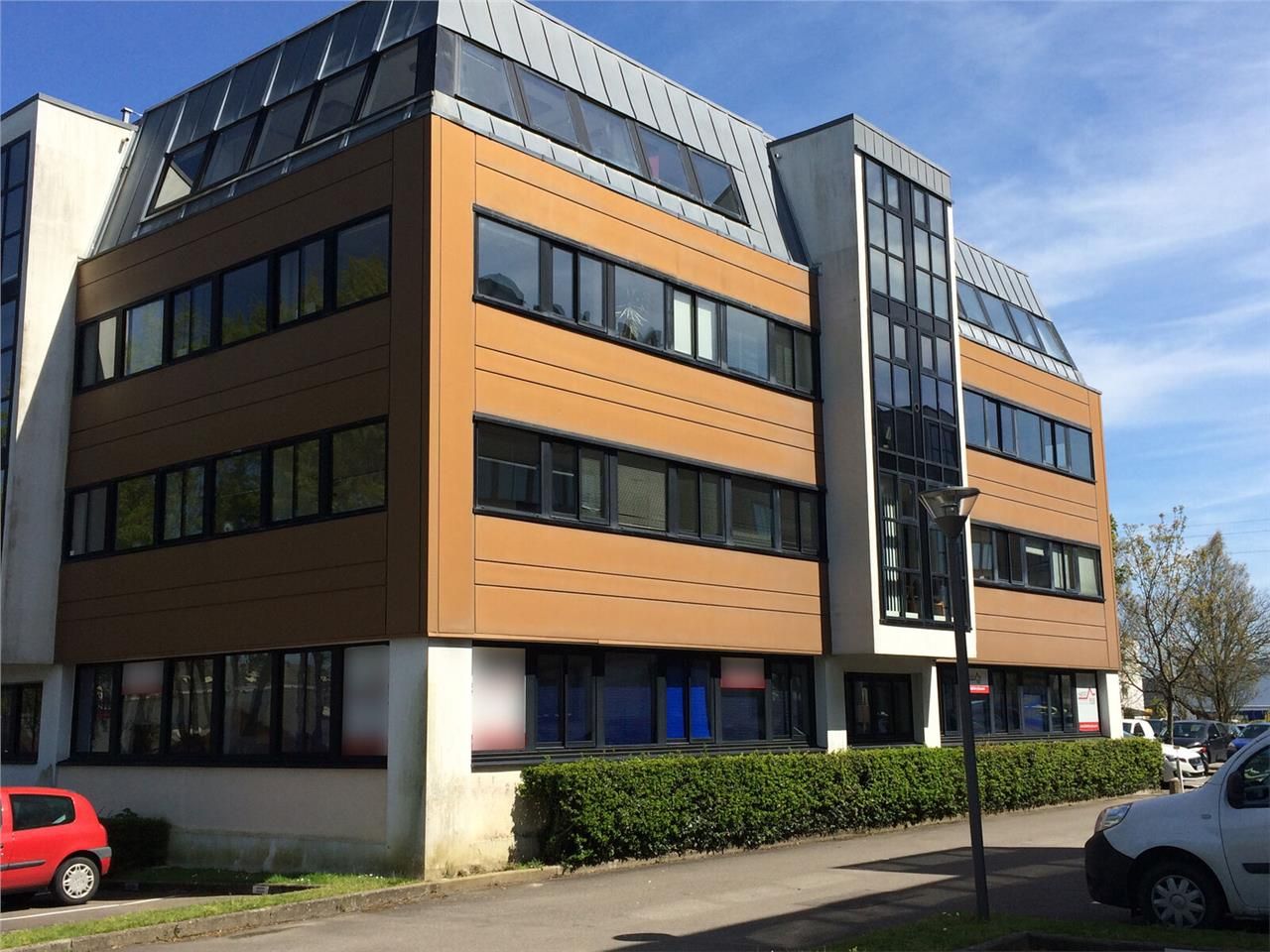 Nous vous proposons à la location des bureaux de