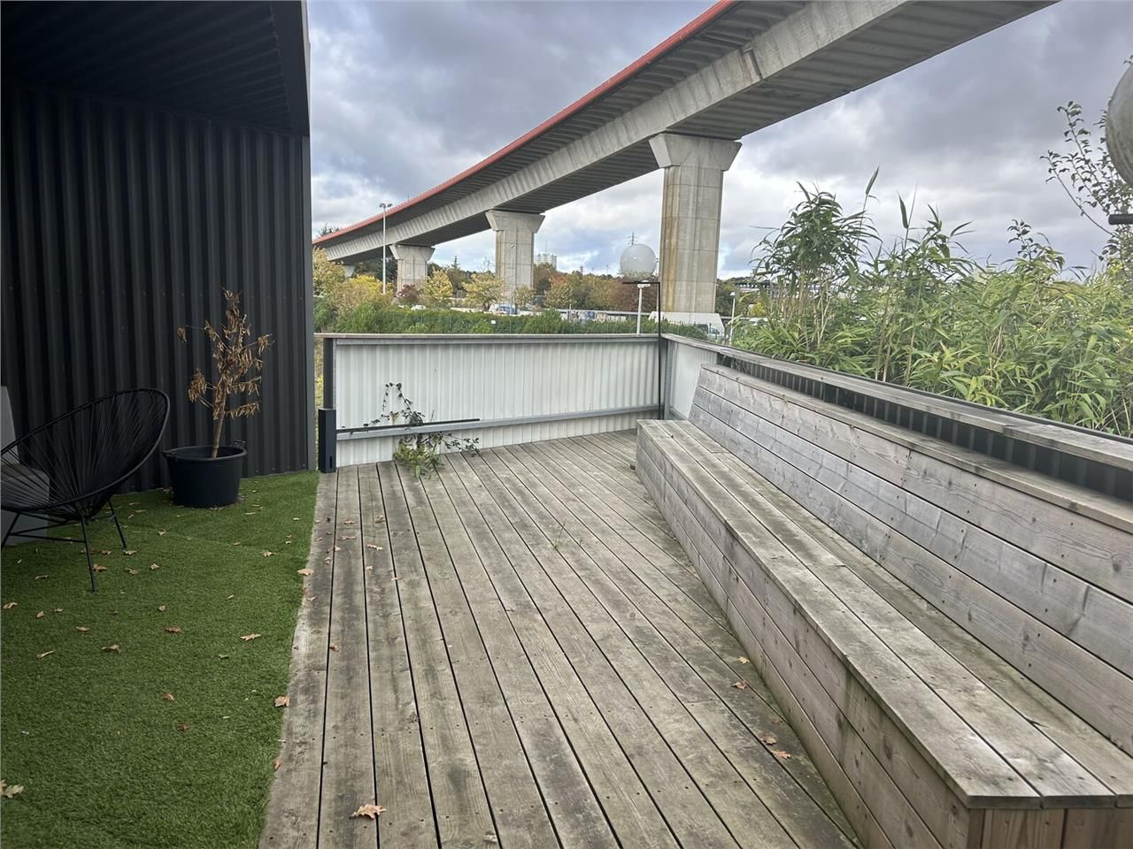 Au pied du pont de Cheviré, nous vous proposons u