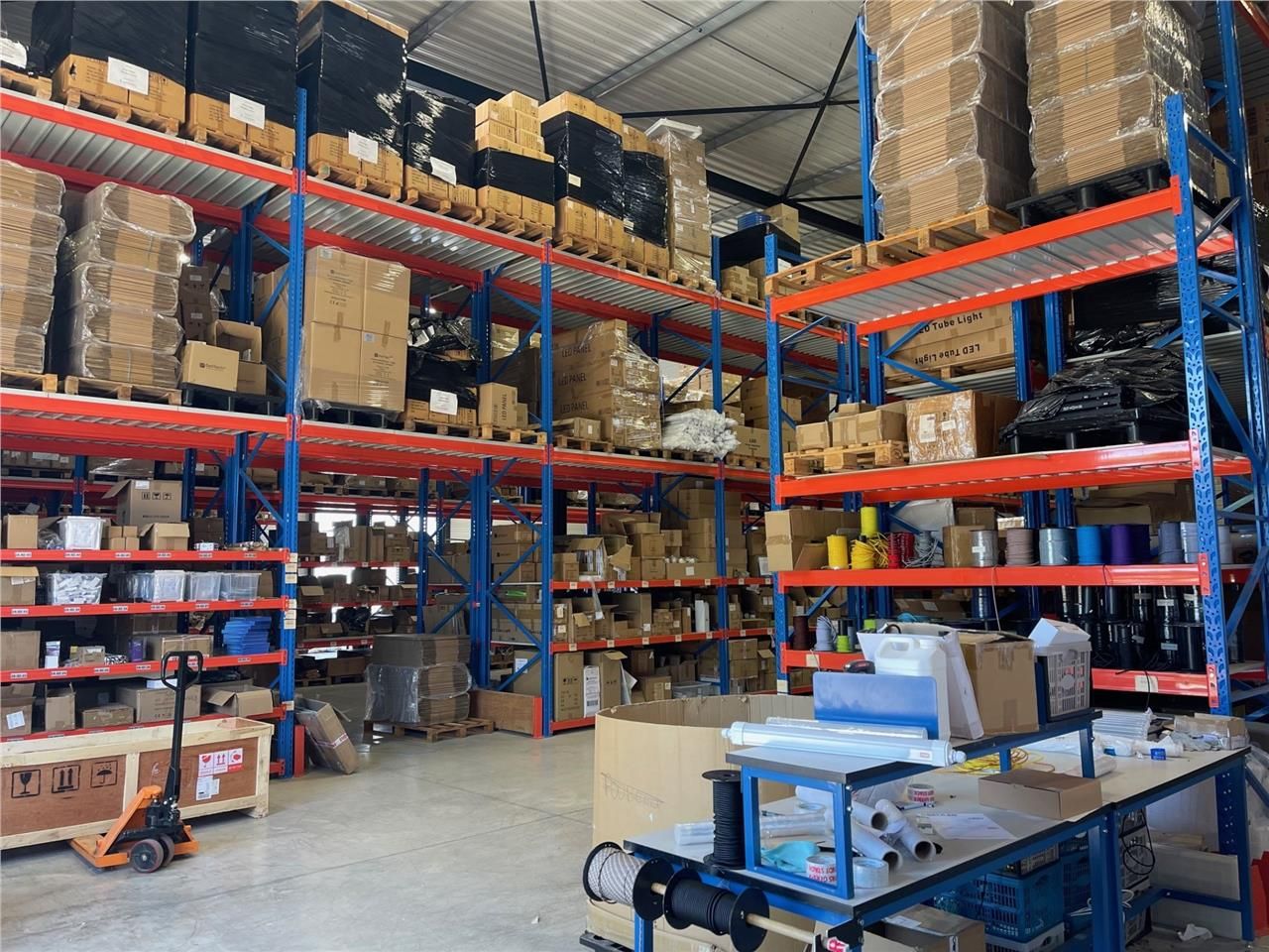 A LOUER Vendargues VIA  DOMITIA Local d'activités