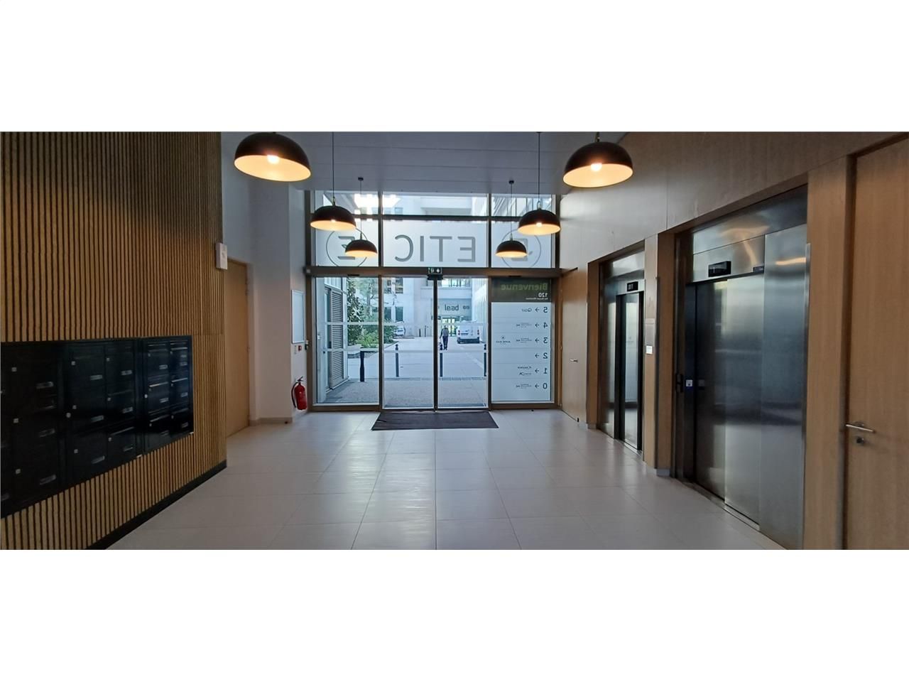 CBRE vous propose à la location des bureaux et/ou