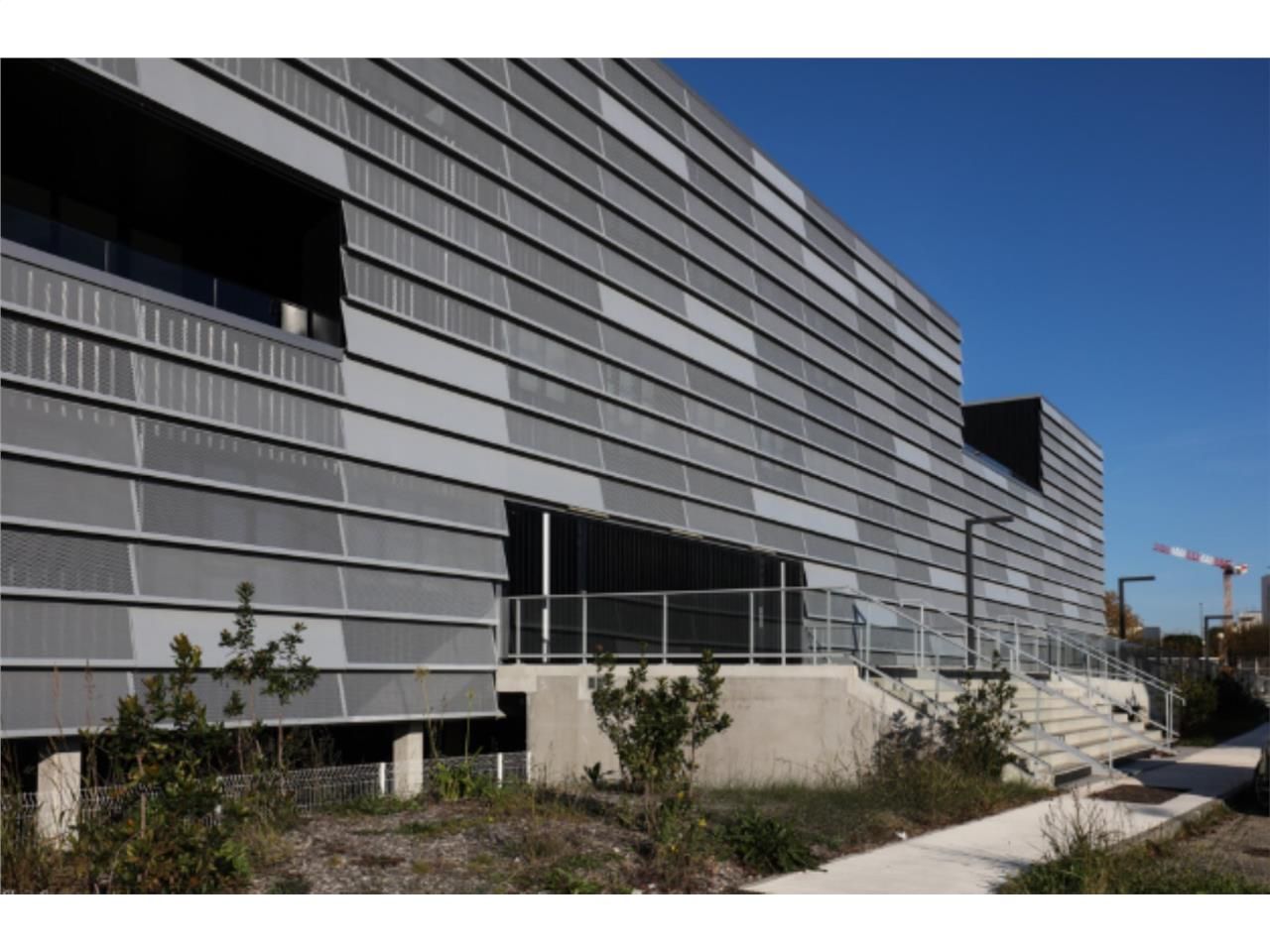 Nous vous proposons à la location des bureaux neu