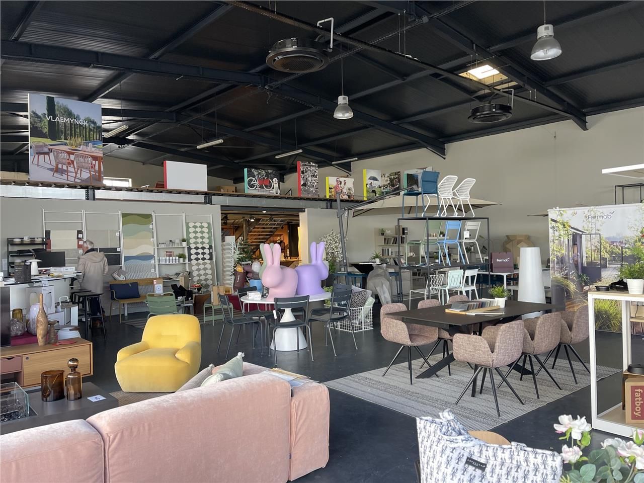 A louer Local Mixte commerce Activités ZAC Fréjor