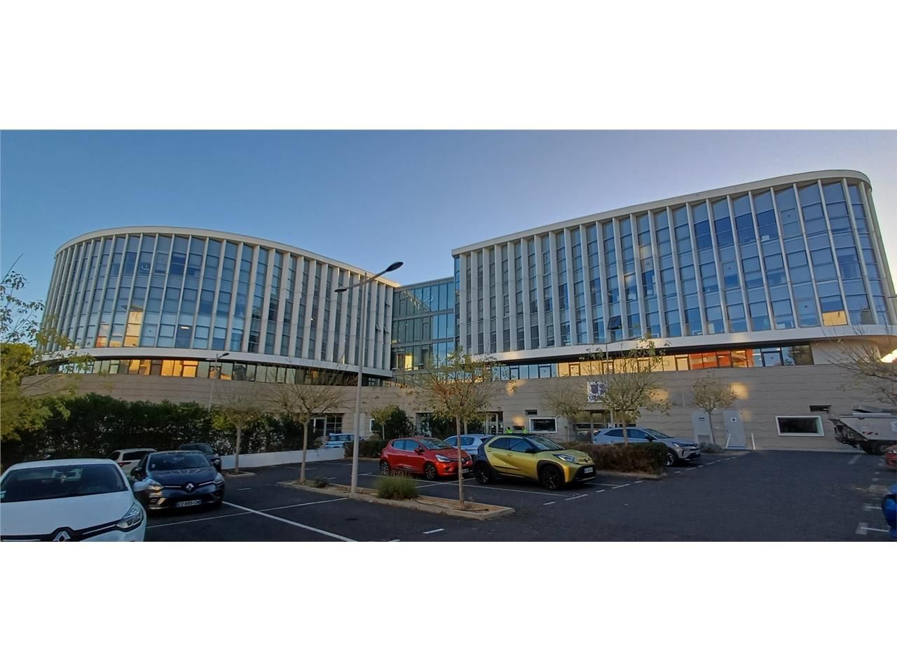 CBRE vous propose à la location des bureaux lumin