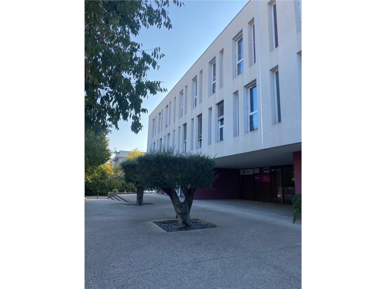 CBRE Montpellier vous propose à la location des b