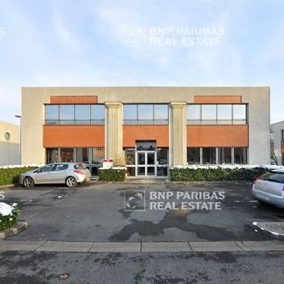 Location Bureaux 300 m² divisibles 77184 Émerainville