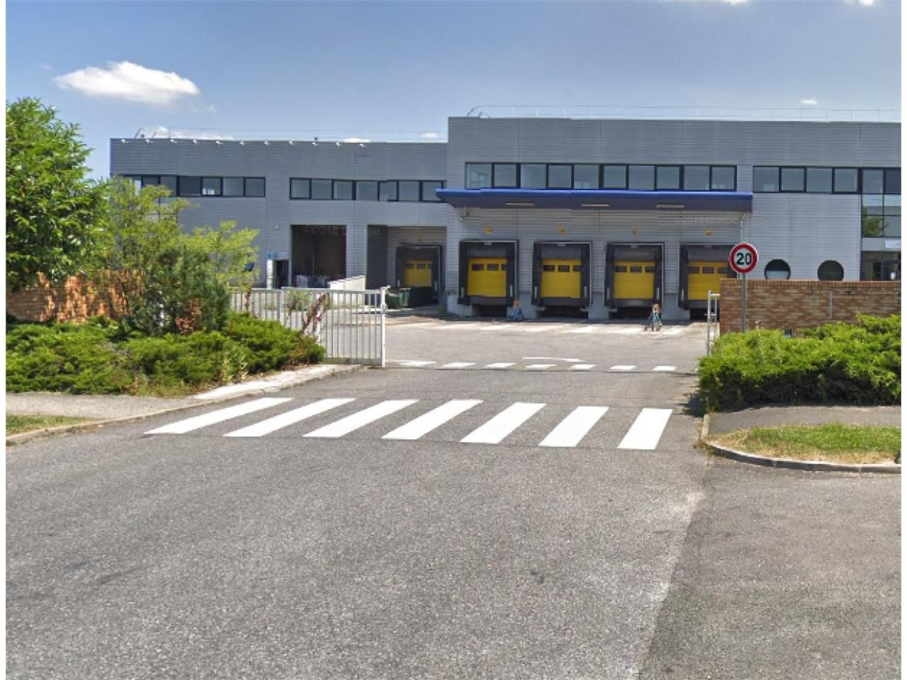 Location Activité 1835 m² non divisibles 77380 Combs-la-ville