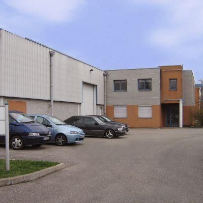 1603 m² pour ce activité en location à Chassieu