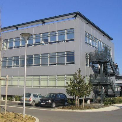 Location Bureaux 702 m² divisibles 69800 Saint-priest