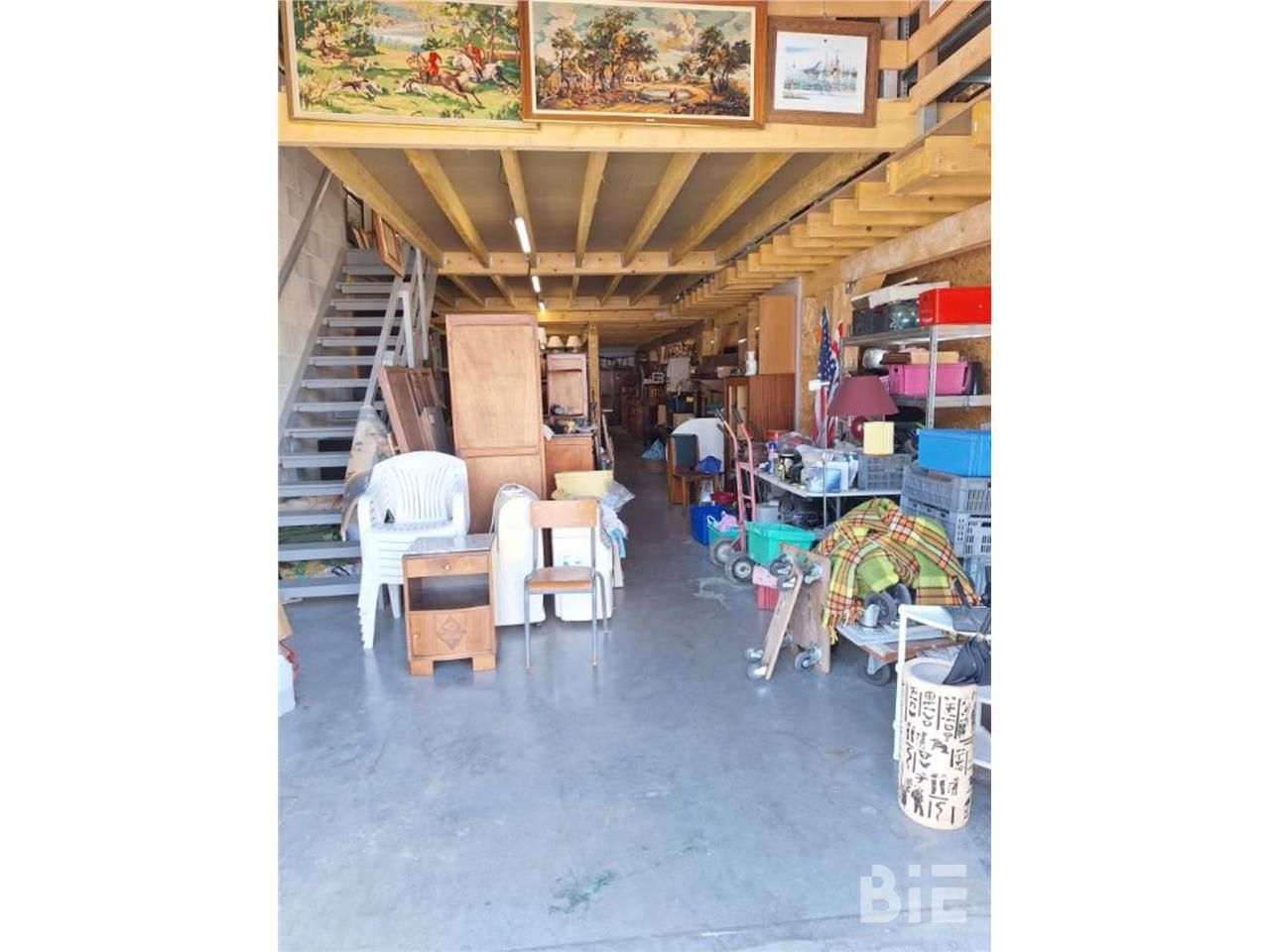 Nous vous proposons cette cellule d'activité à ve