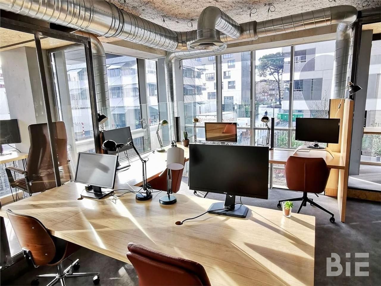 BIE vous propose au sein d'un immeuble récent, 20