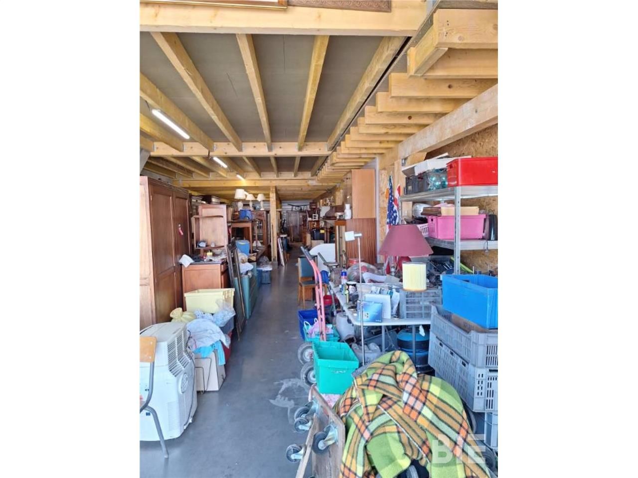 Nous vous proposons cette cellule d'activité à ve