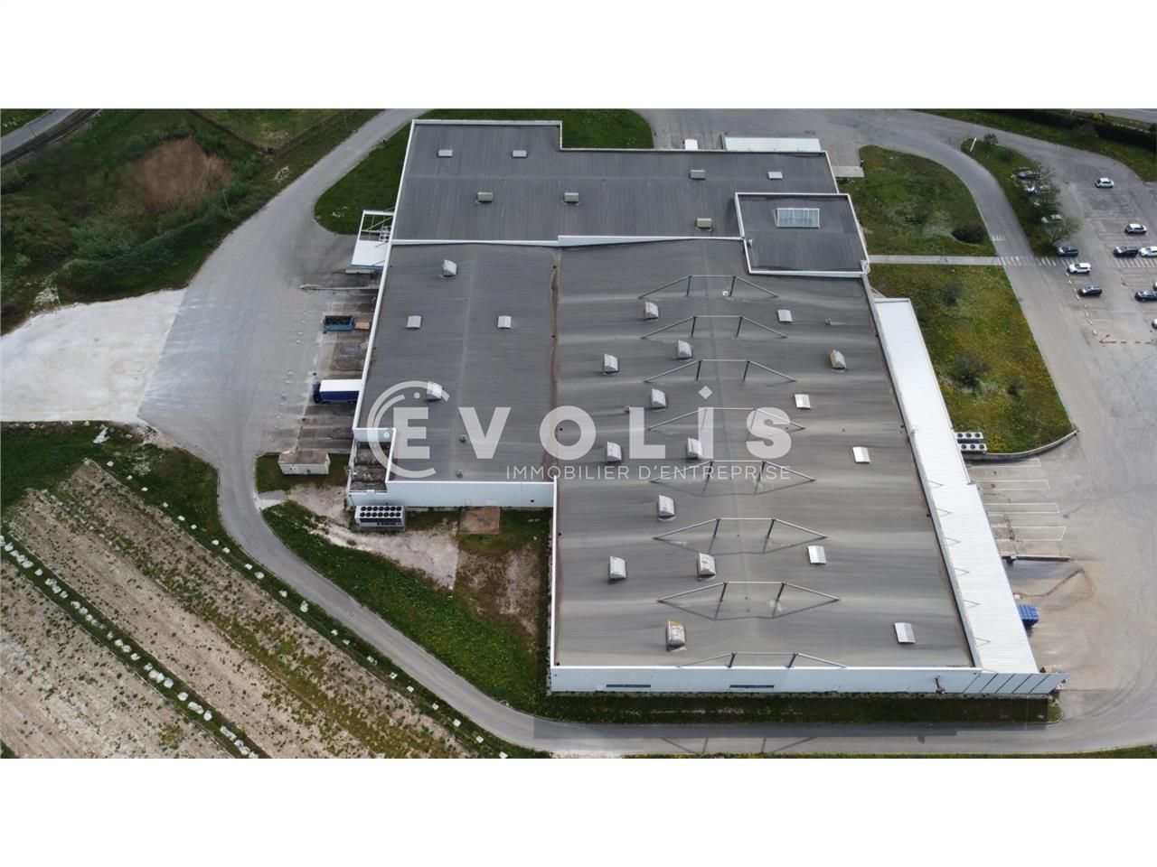 EVOLIS vous propose un espace de 750 m² non divis