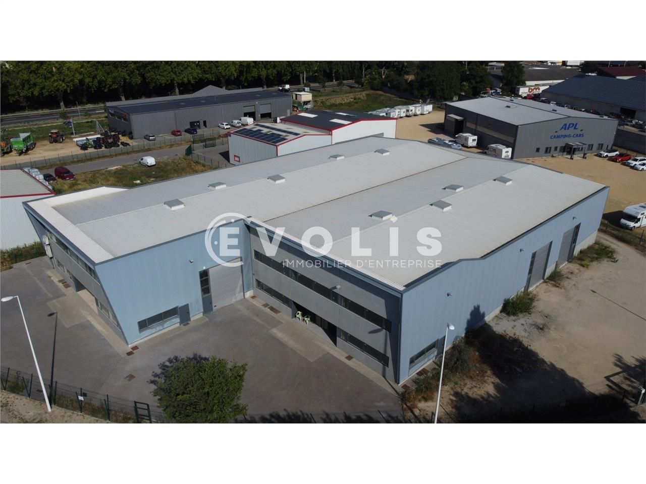 Locaux d'activité de 2 140 m² à MONDRAGON, dispon