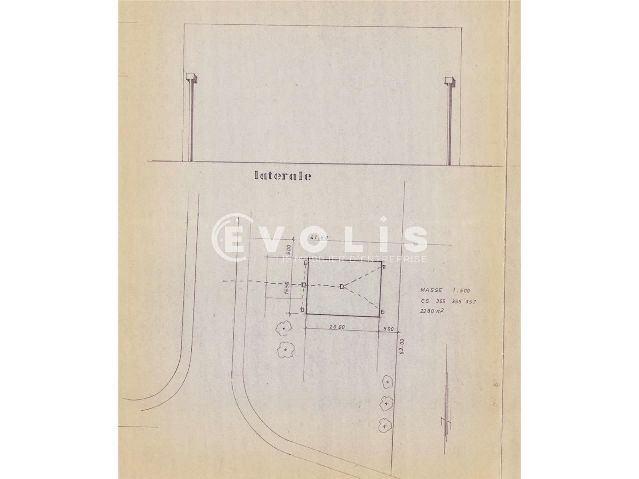 Vente entrepots 580 m² non divisibles